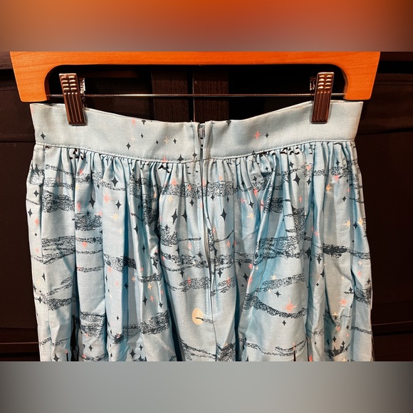 Disney Pinup Couture PUG Castle Swing Skirt In Blue Size S NWOT - Picture 4 of 7